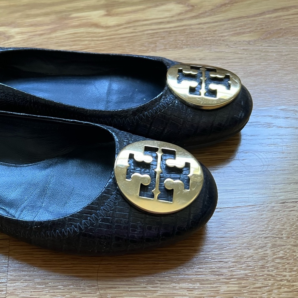 ✨Authentic Tory Burch Reva Flats✨ - Picture 2 of 11
